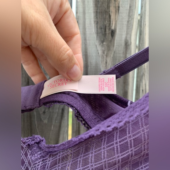 Victoria’s Secret bra unlined mesh - Picture 4 of 4